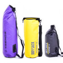 艾德森500D夾網(wǎng)布防水袋與深圳億富隆防水包相似款對比